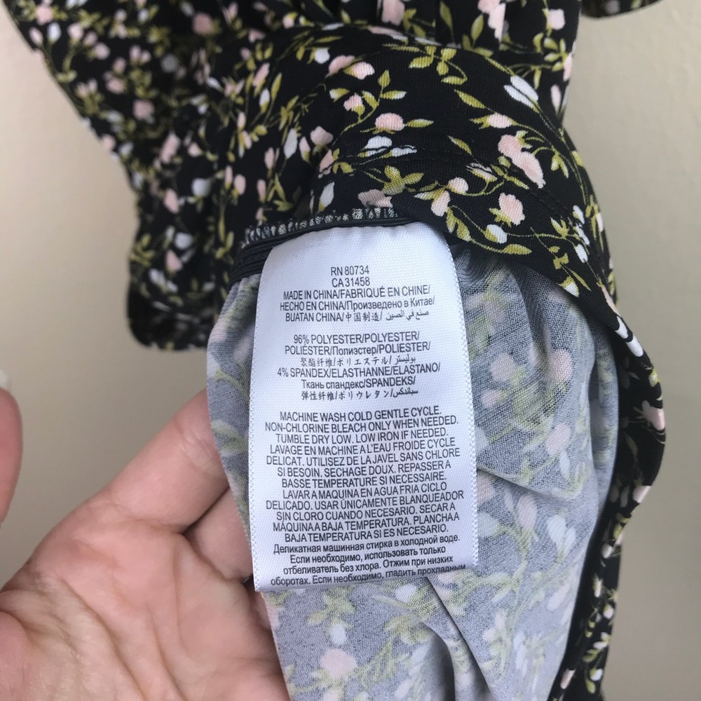 BCBGeneration cold shoulder floral print romper - Picture 6 of 6